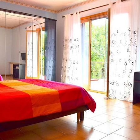 B&B Le Tre Rose Di Maria ペダーラ エクステリア 写真