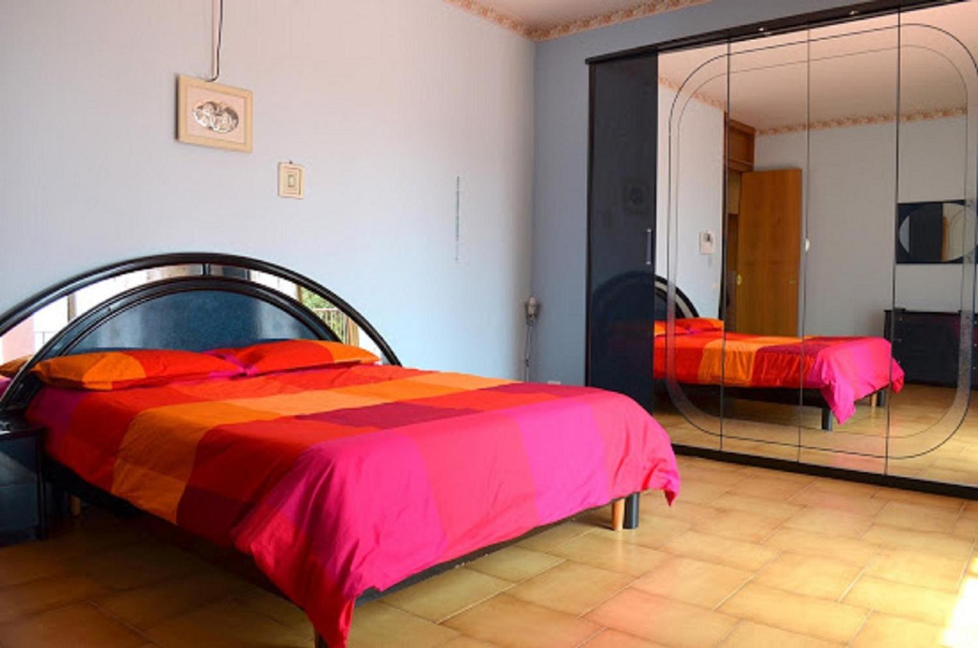B&B Le Tre Rose Di Maria ペダーラ エクステリア 写真